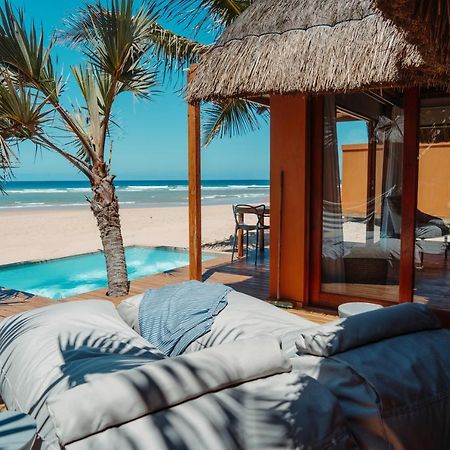 Eclectic Beach Retreat Cabo Nhamua Exteriör bild